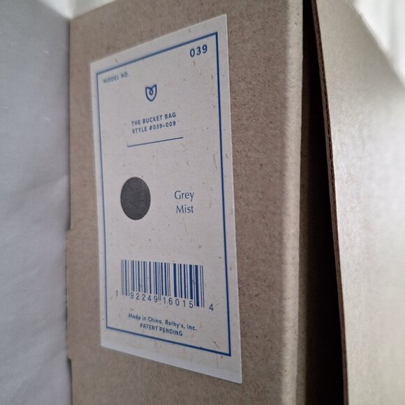 ROTHY'S The Bucket Bag - Grey Mist – NWOT Includes original box, dust, wash bag - Picture 11 of 15